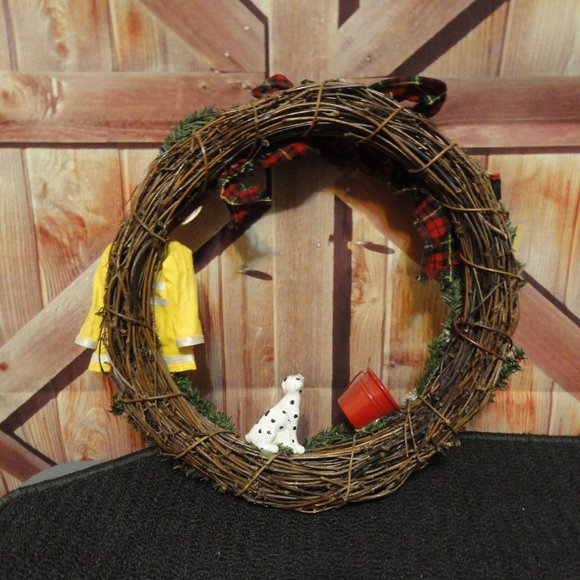 Fire Fighter Hand made Christmas Holiday Wreath~13" round~Detailed. CUTE - Picture 6 of 6